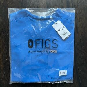 Figs XS Catarina Top - New With Tags